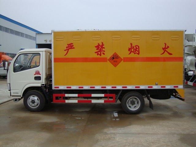 立山危险品运输